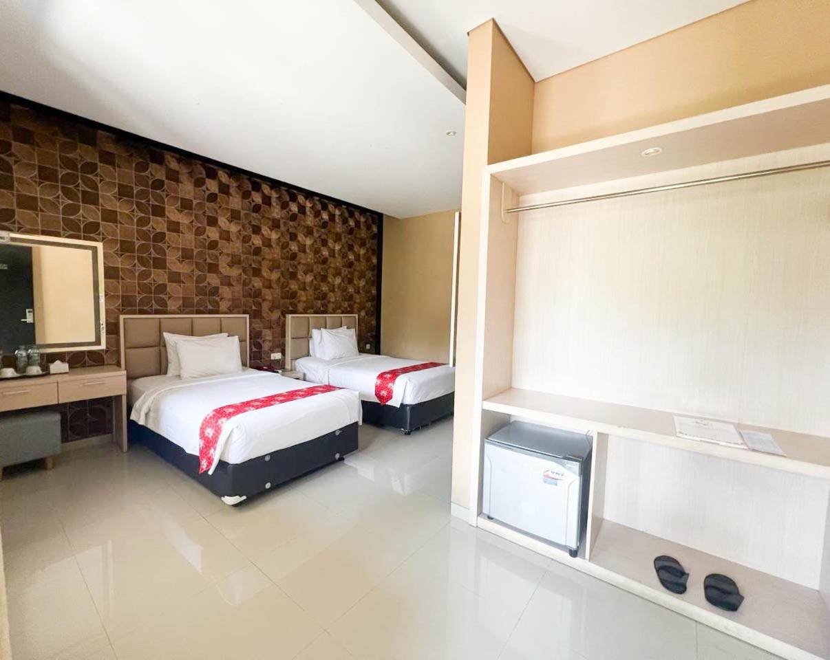 New Surya Hotel Banyuwangi  Exterior foto